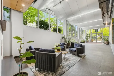 3104 Western Avenue Seattle WA 98121