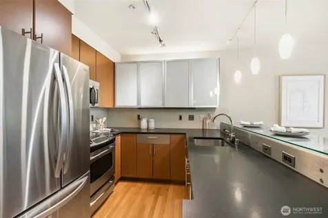 3104 Western Avenue Seattle WA 98121