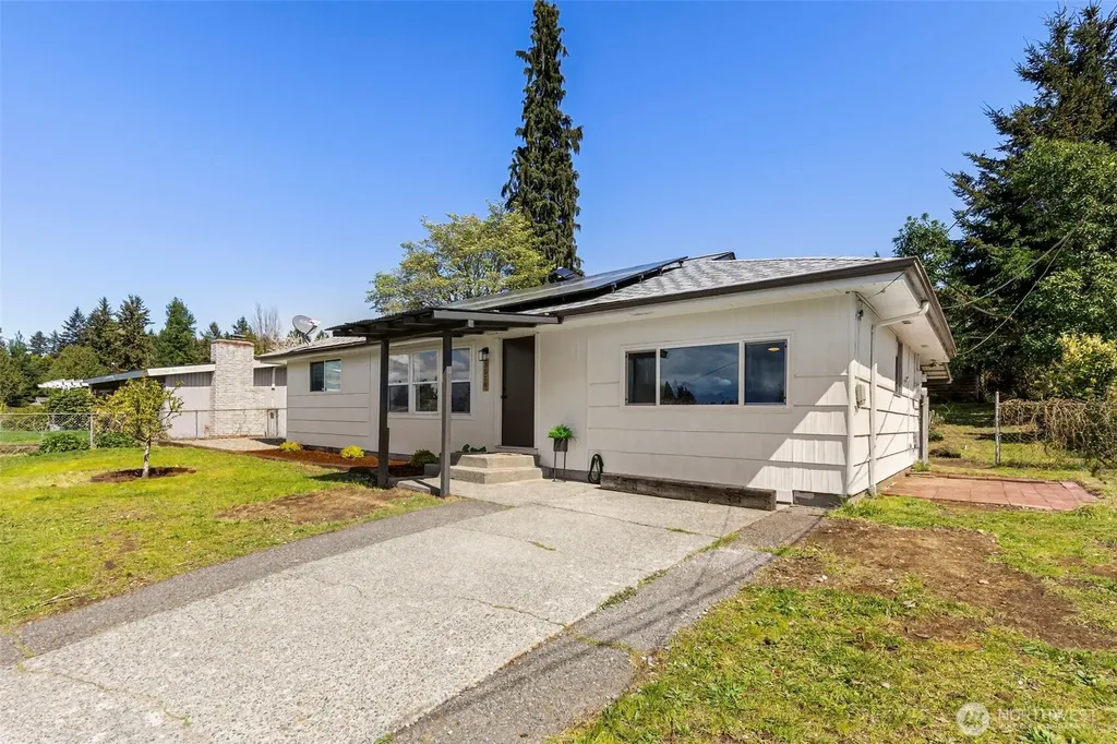 3518 Petersville Road NE Bremerton WA 98310