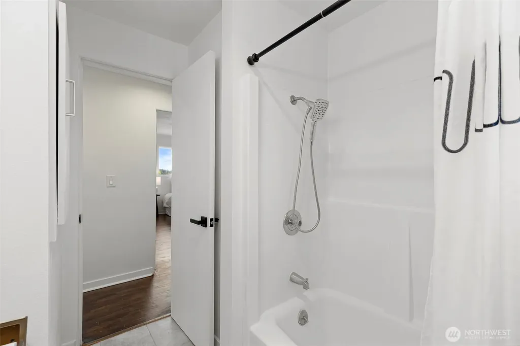 3518 Petersville Road NE Bremerton WA 98310
