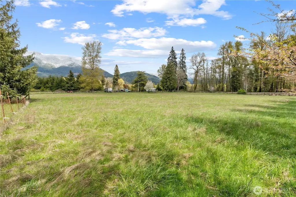 302 State Route 131 Randle WA 98377
