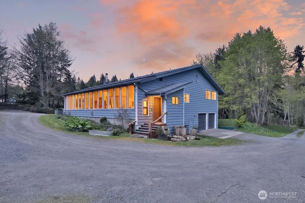 91 W Goforth Road Sequim WA 98382