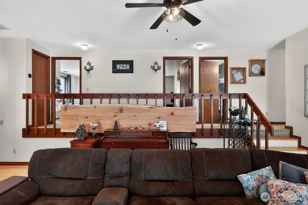 91 W Goforth Road Sequim WA 98382
