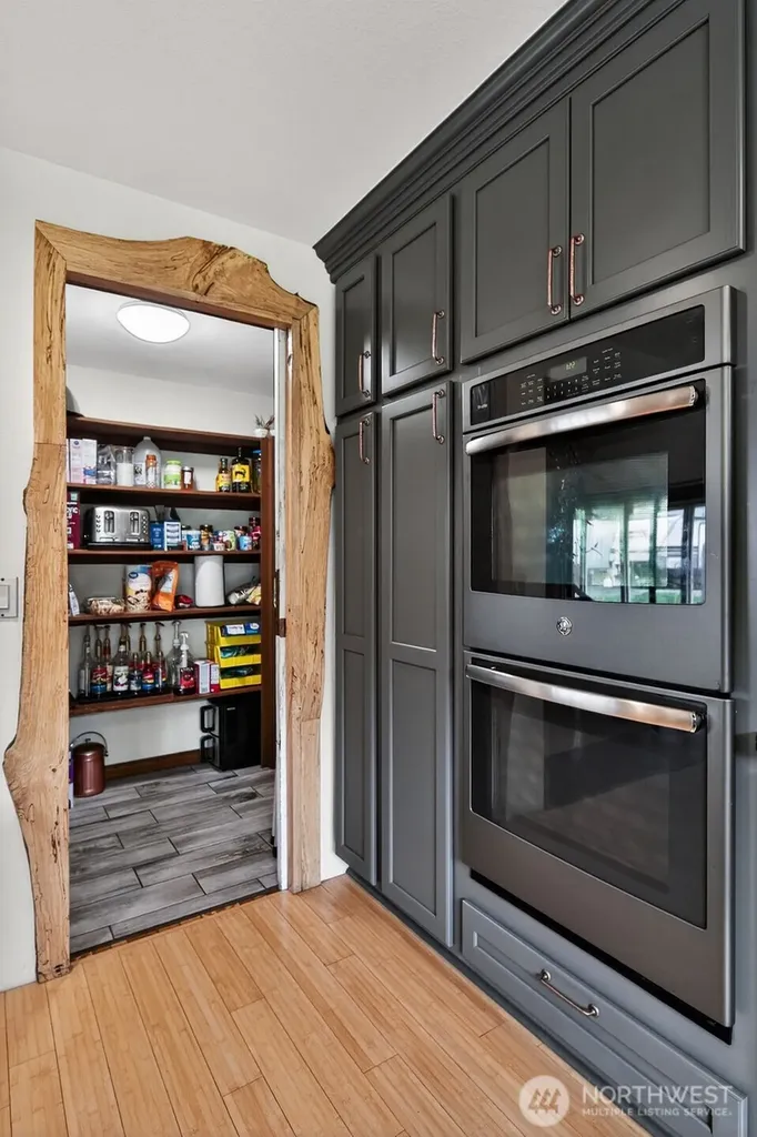 91 W Goforth Road Sequim WA 98382