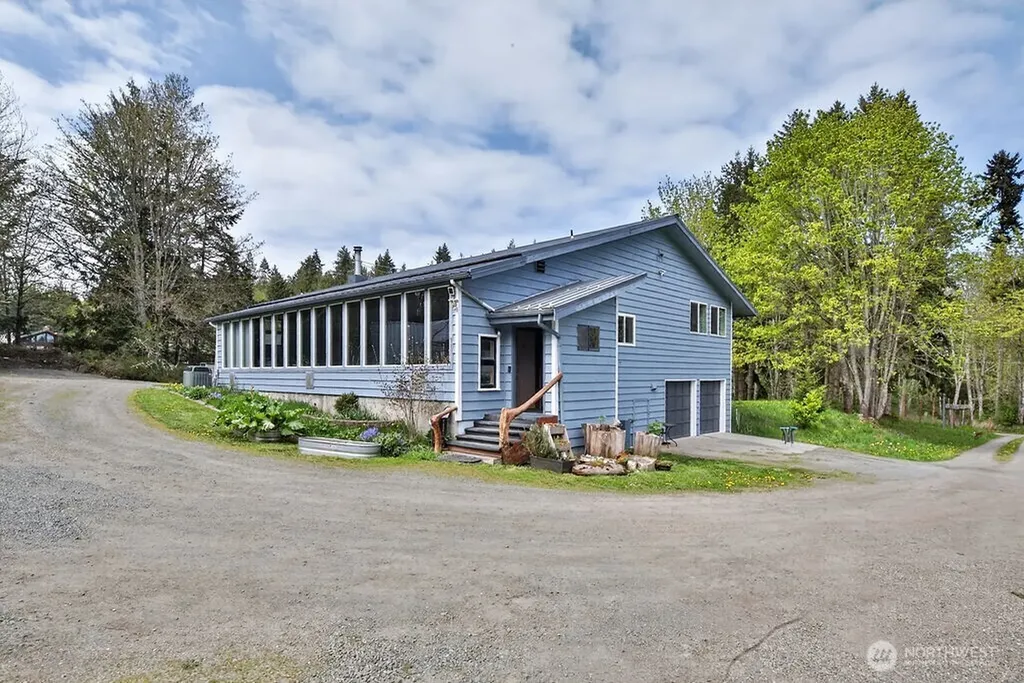 91 W Goforth Road Sequim WA 98382