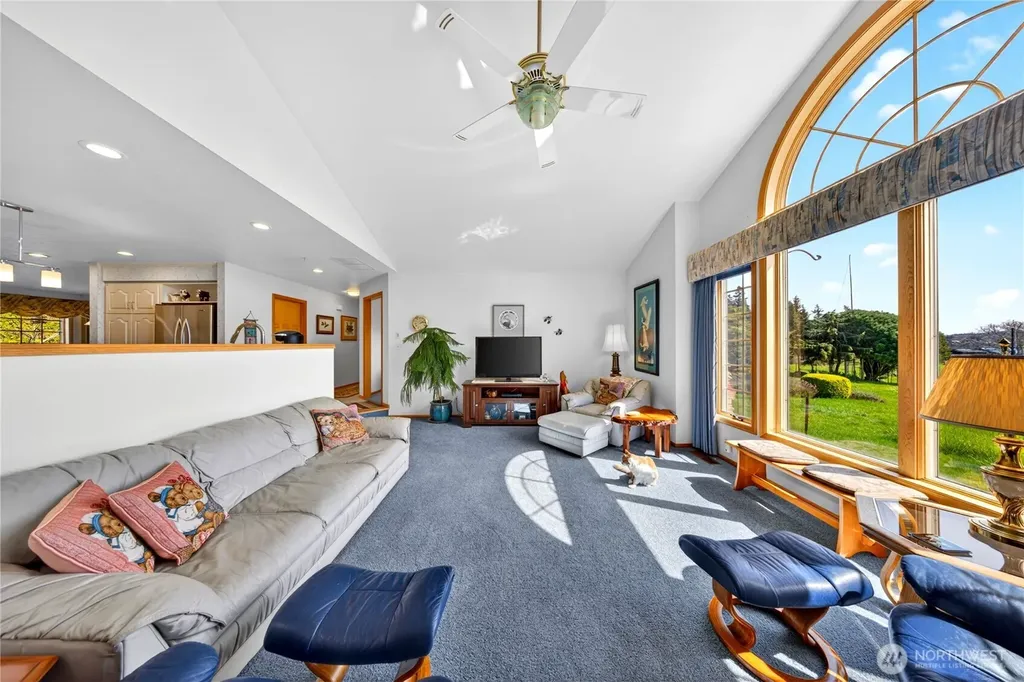 4603 S Shore Drive Anacortes WA 98221
