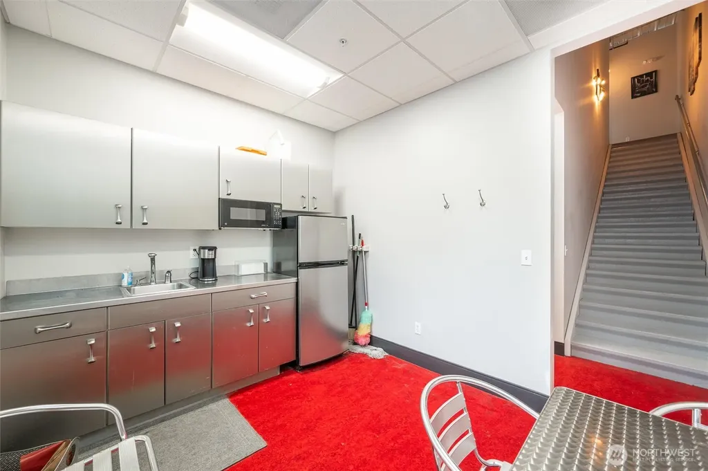 905 Squalicum Way Bellingham WA 98225