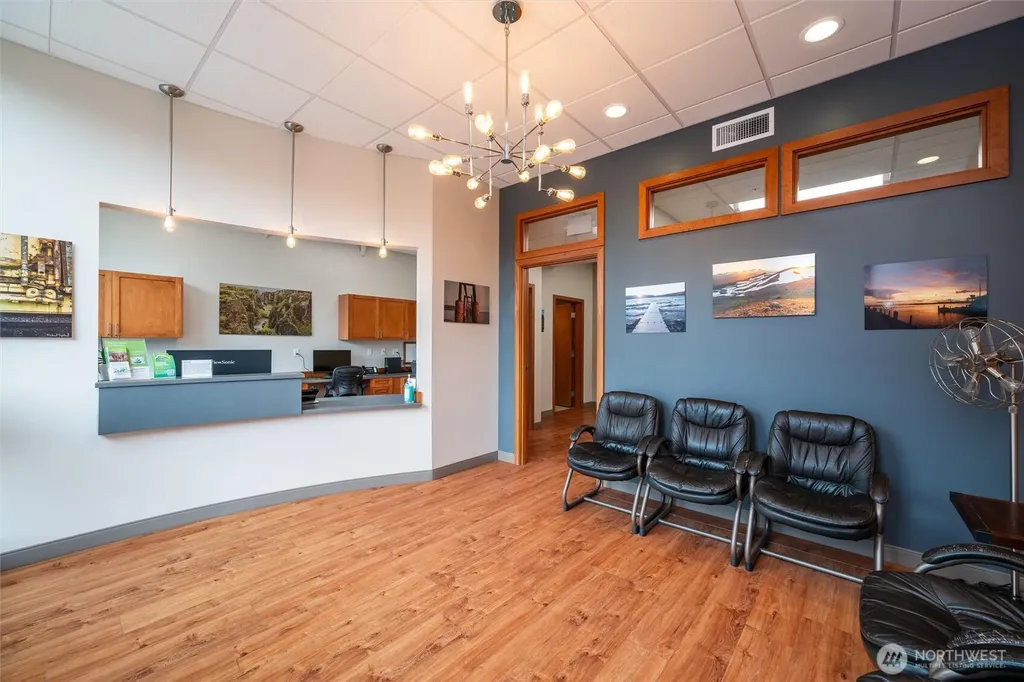 905 Squalicum Way Bellingham WA 98225