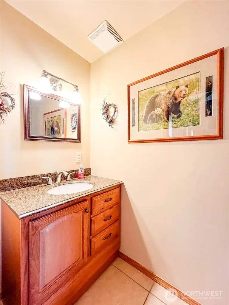 333 Bonaparte Lake Road Tonasket WA 98859