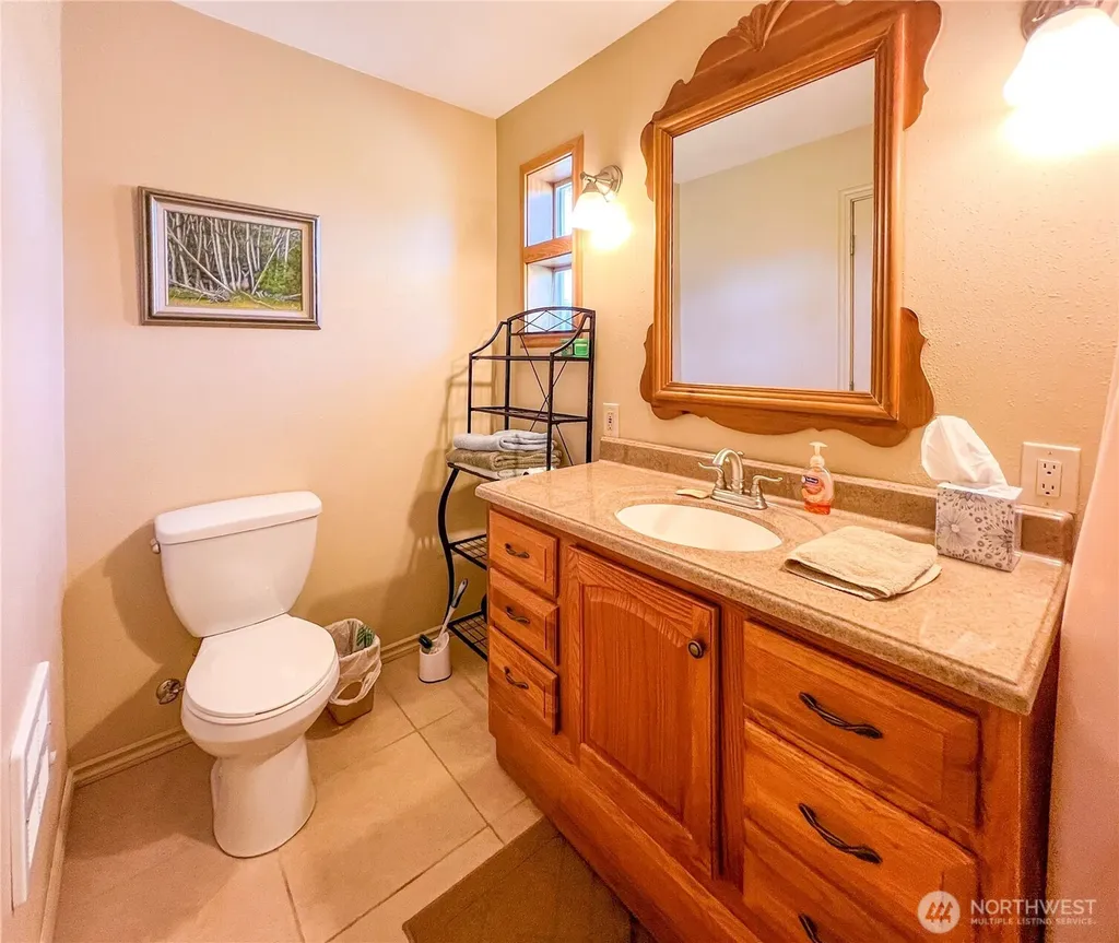 333 Bonaparte Lake Road Tonasket WA 98859