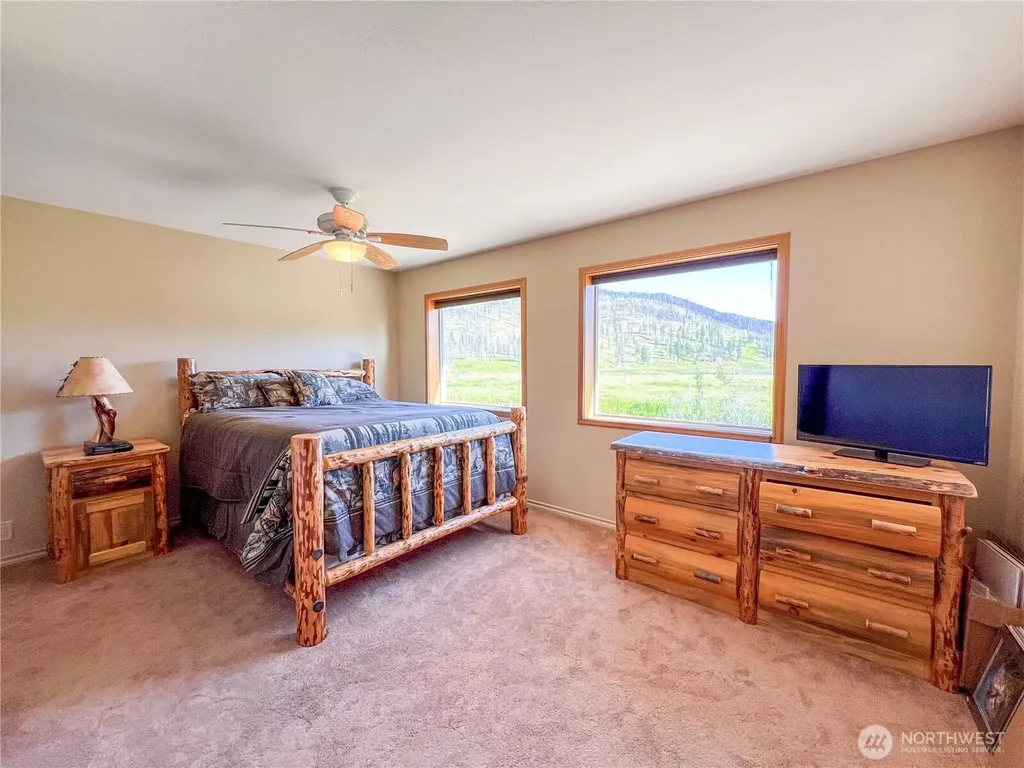 333 Bonaparte Lake Road Tonasket WA 98859