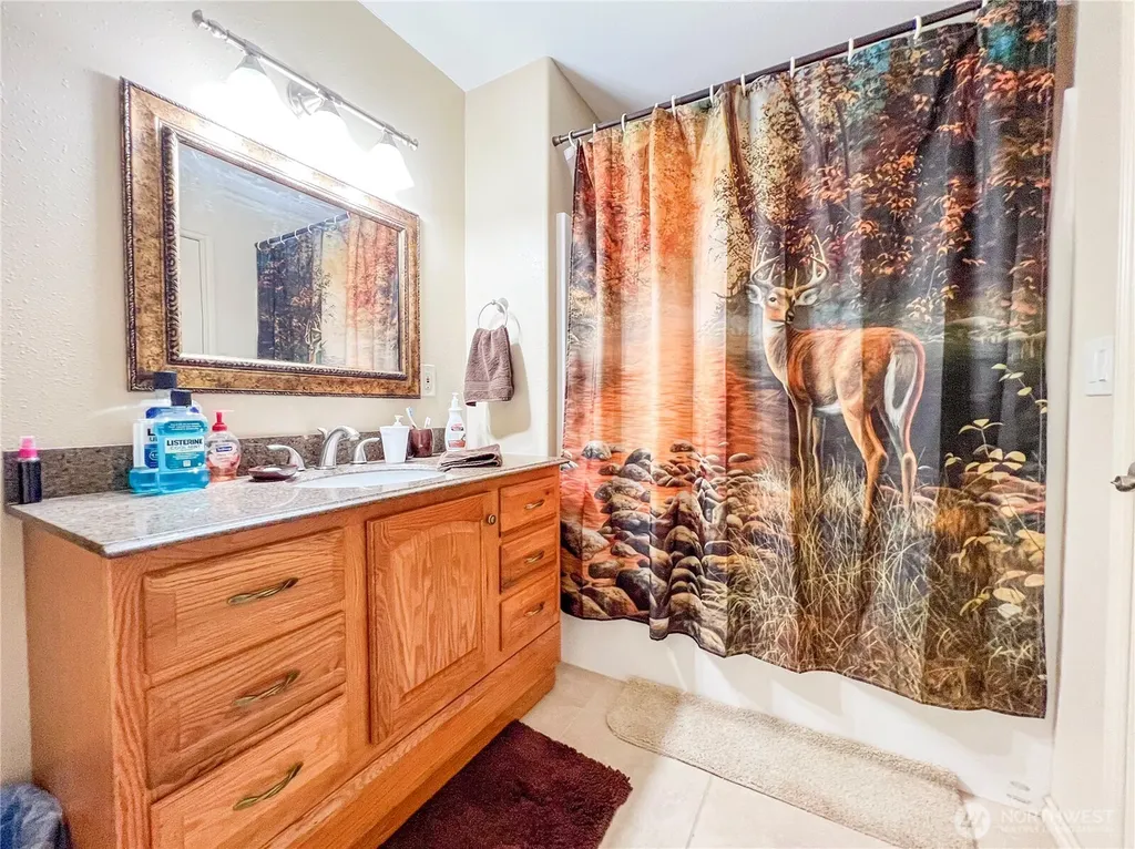 333 Bonaparte Lake Road Tonasket WA 98859