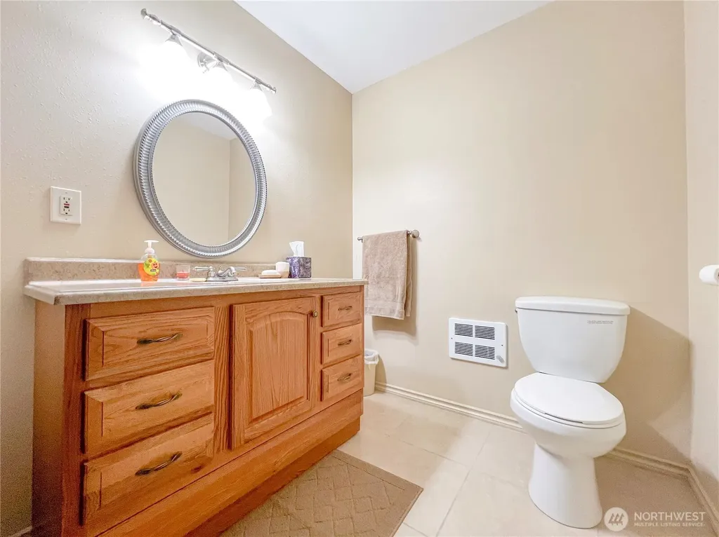 333 Bonaparte Lake Road Tonasket WA 98859