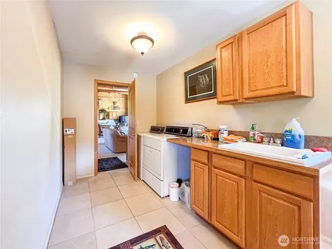 333 Bonaparte Lake Road Tonasket WA 98859