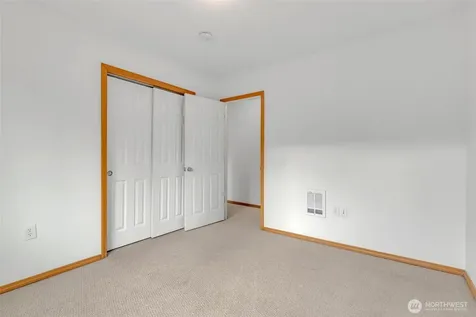 713 3rd Avenue S Kent WA 98032