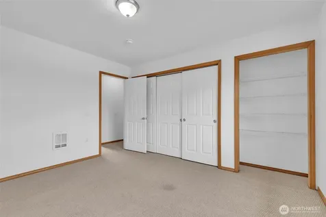 713 3rd Avenue S Kent WA 98032