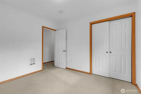 713 3rd Avenue S Kent WA 98032