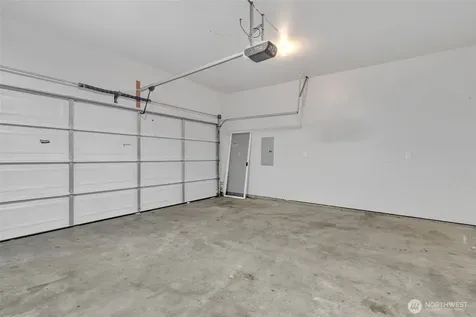 713 3rd Avenue S Kent WA 98032