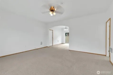 713 3rd Avenue S Kent WA 98032