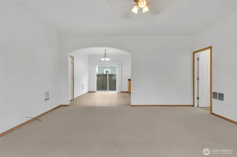 713 3rd Avenue S Kent WA 98032