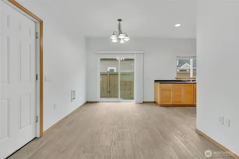 713 3rd Avenue S Kent WA 98032