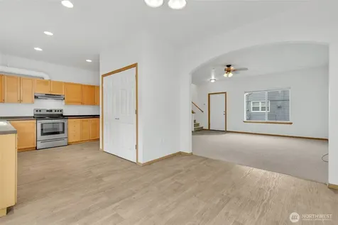713 3rd Avenue S Kent WA 98032