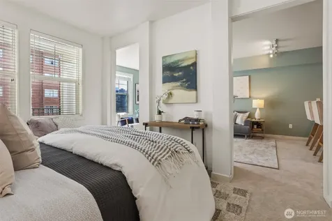 530 4th Avenue W Seattle WA 98119