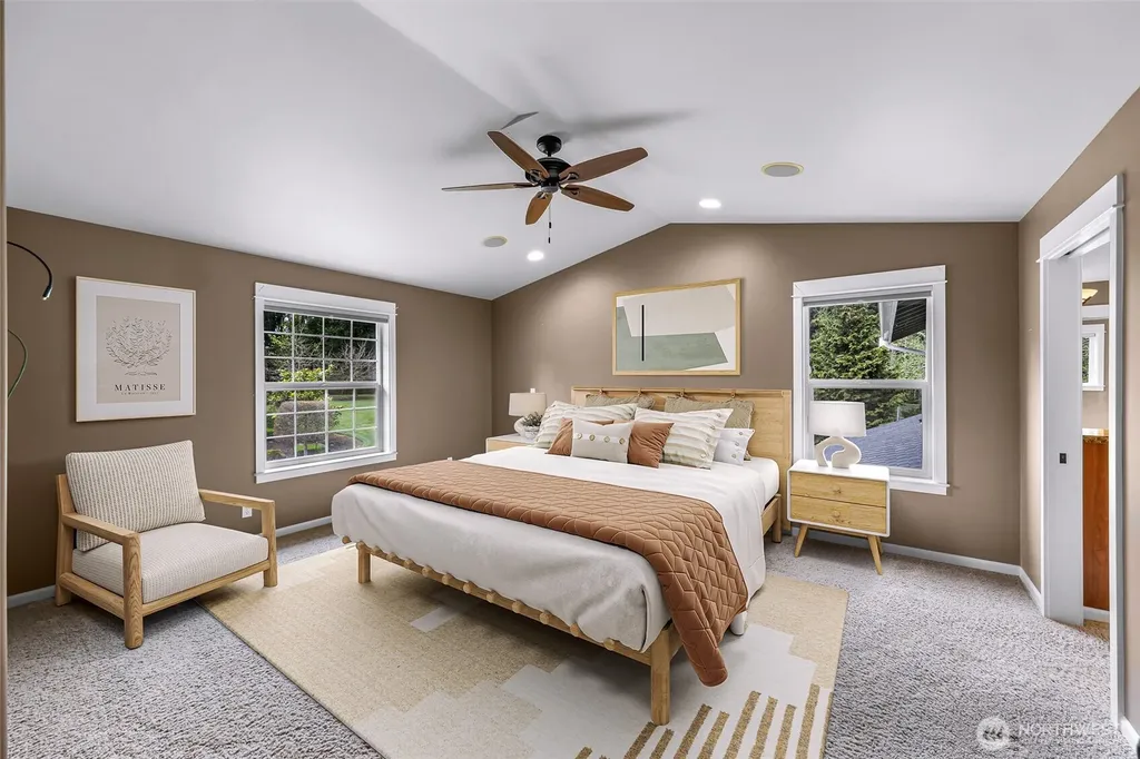 4879 Robinwood Lane Bow WA 98232