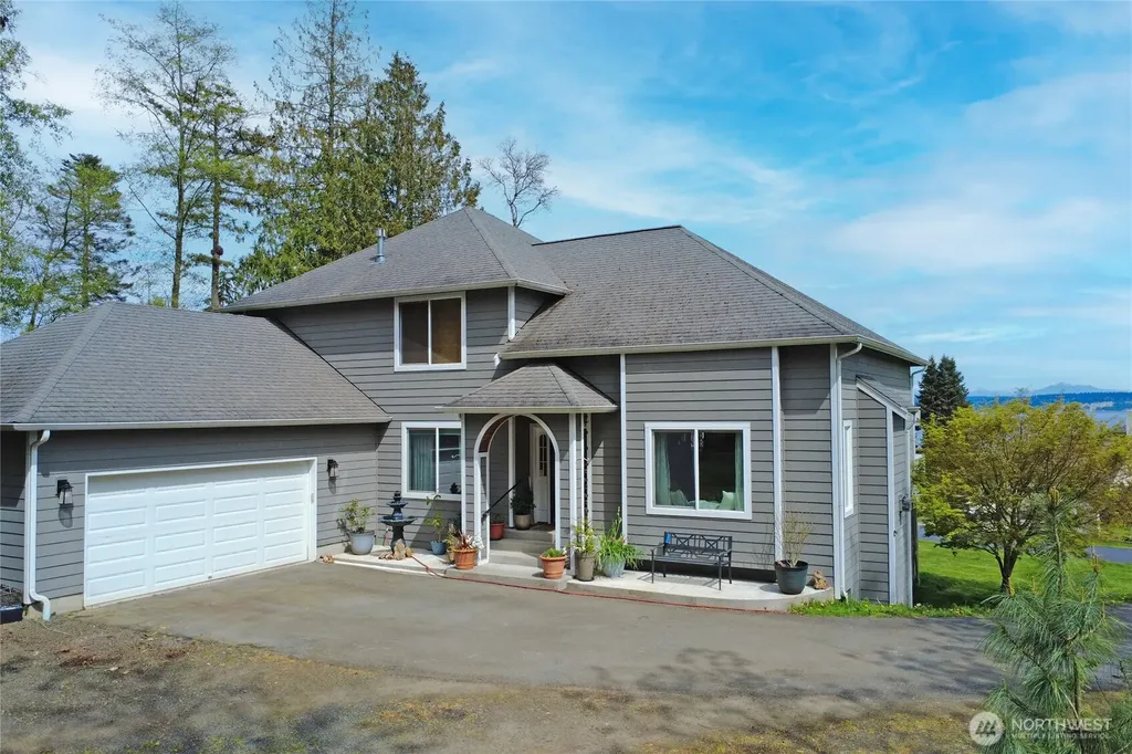 8101 NE Hunt Club Lane Hansville WA 98340