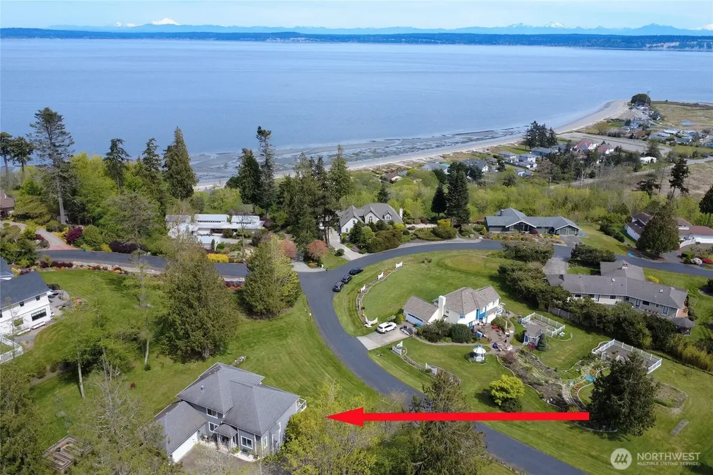 8101 NE Hunt Club Lane Hansville WA 98340