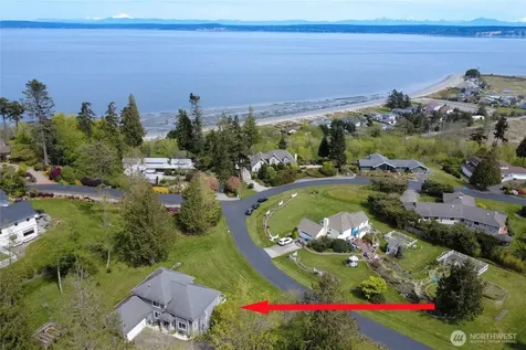 8101 NE Hunt Club Lane Hansville WA 98340