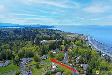 8101 NE Hunt Club Lane Hansville WA 98340