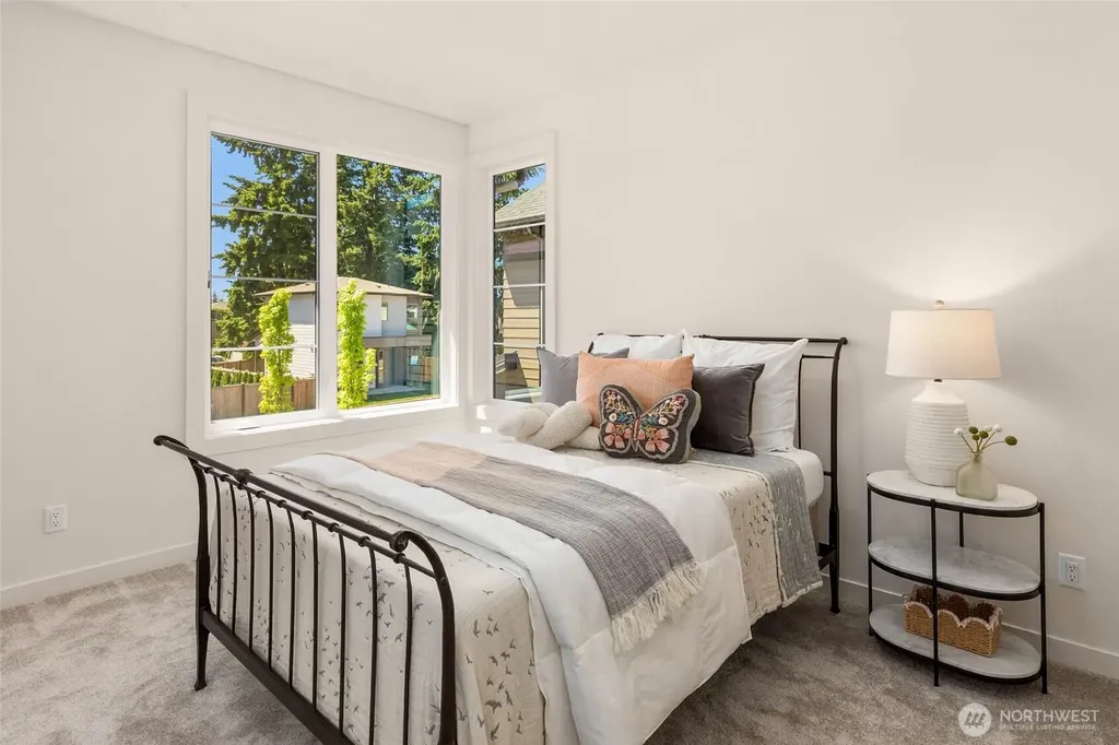 13128 NE 103rd Place Kirkland WA 98033