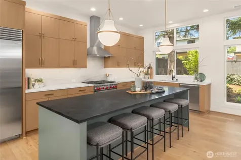 13128 NE 103rd Place Kirkland WA 98033