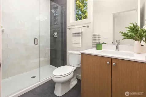 13128 NE 103rd Place Kirkland WA 98033