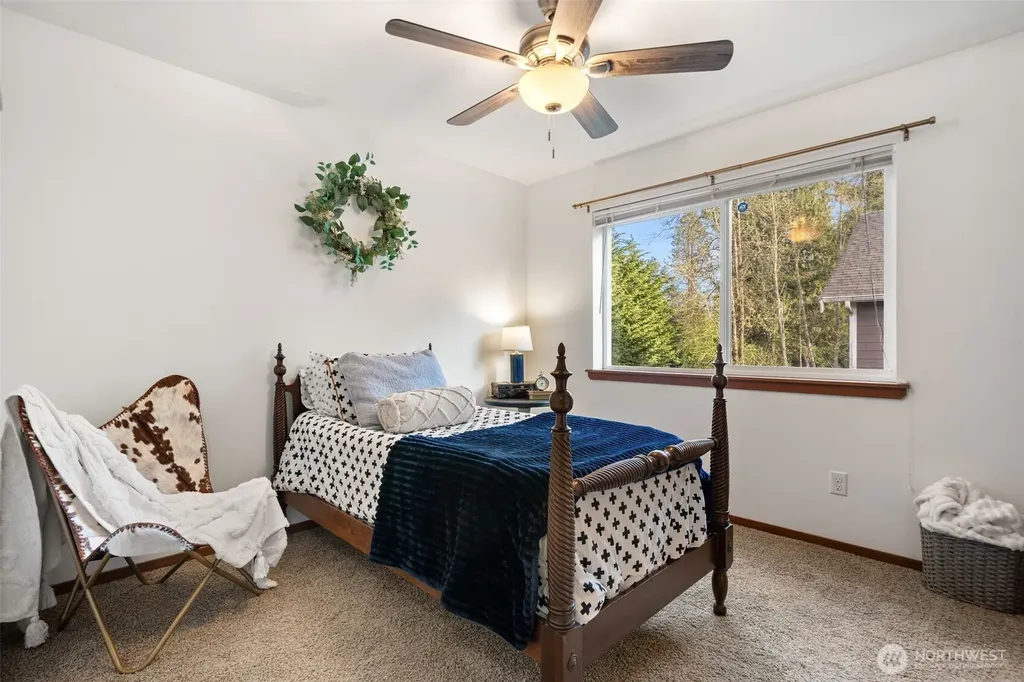 4593 Hall Road Blaine WA 98230