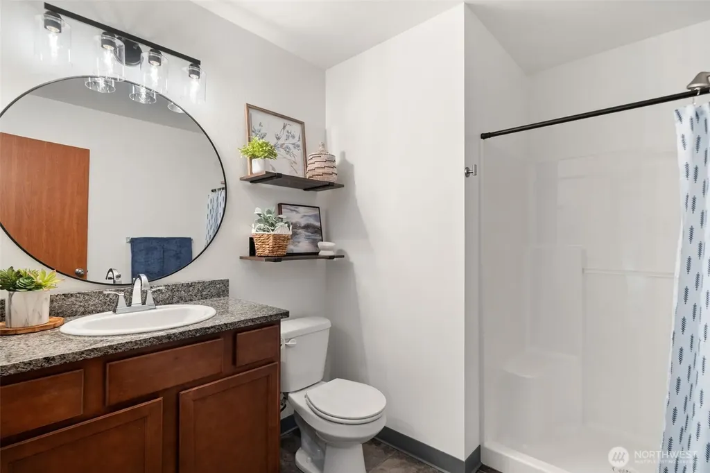 4593 Hall Road Blaine WA 98230
