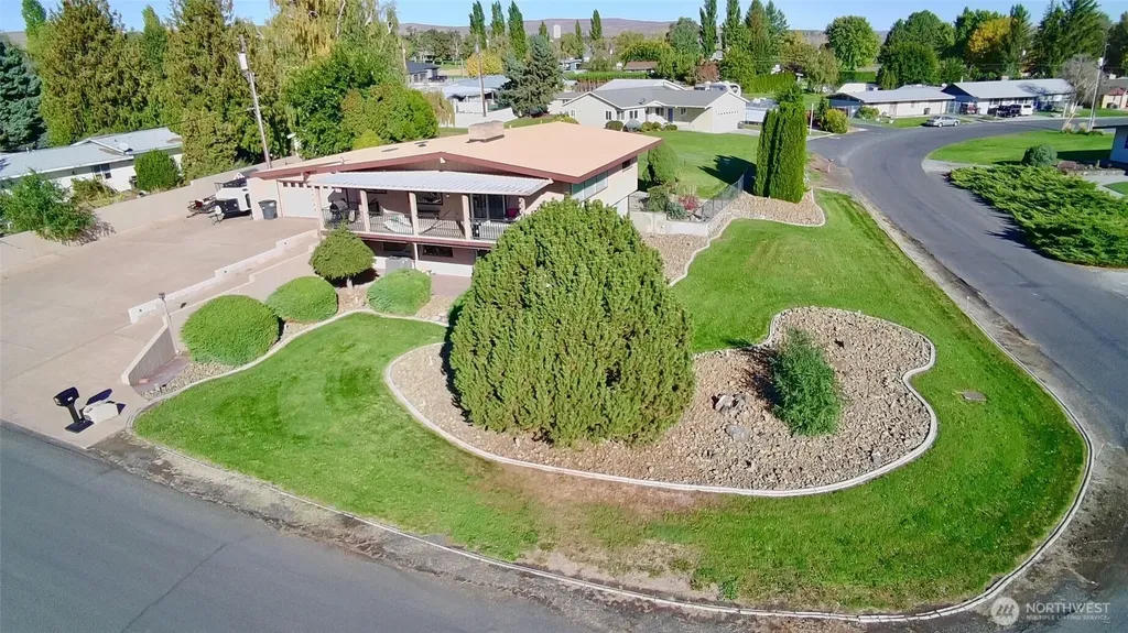 840 Braeburn Place NW Soap Lake WA 98851