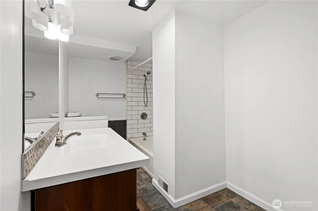 3 Tawny Circle Bellingham WA 98229