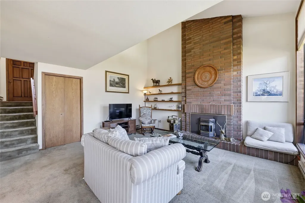 161 Bluffs Drive Port Townsend WA 98368