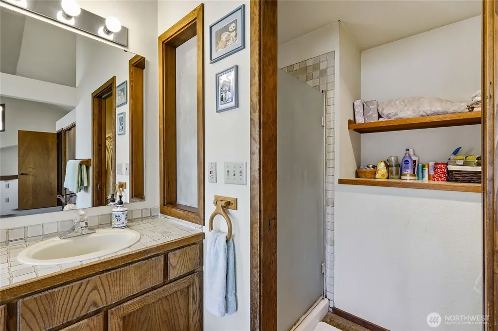 161 Bluffs Drive Port Townsend WA 98368
