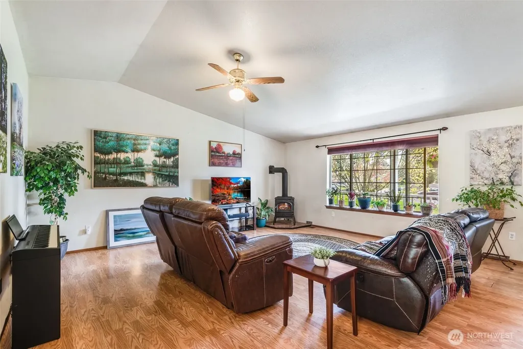 3349 Dartmouth Drive SE Olympia WA 98503