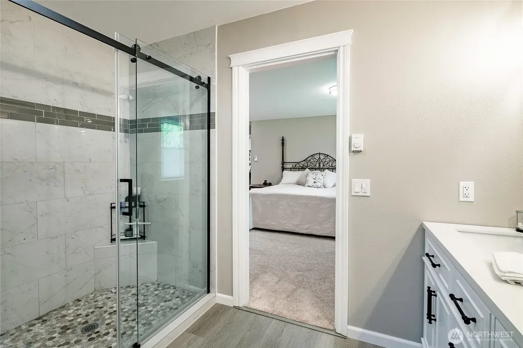4003 Hoier Blaine WA 98230