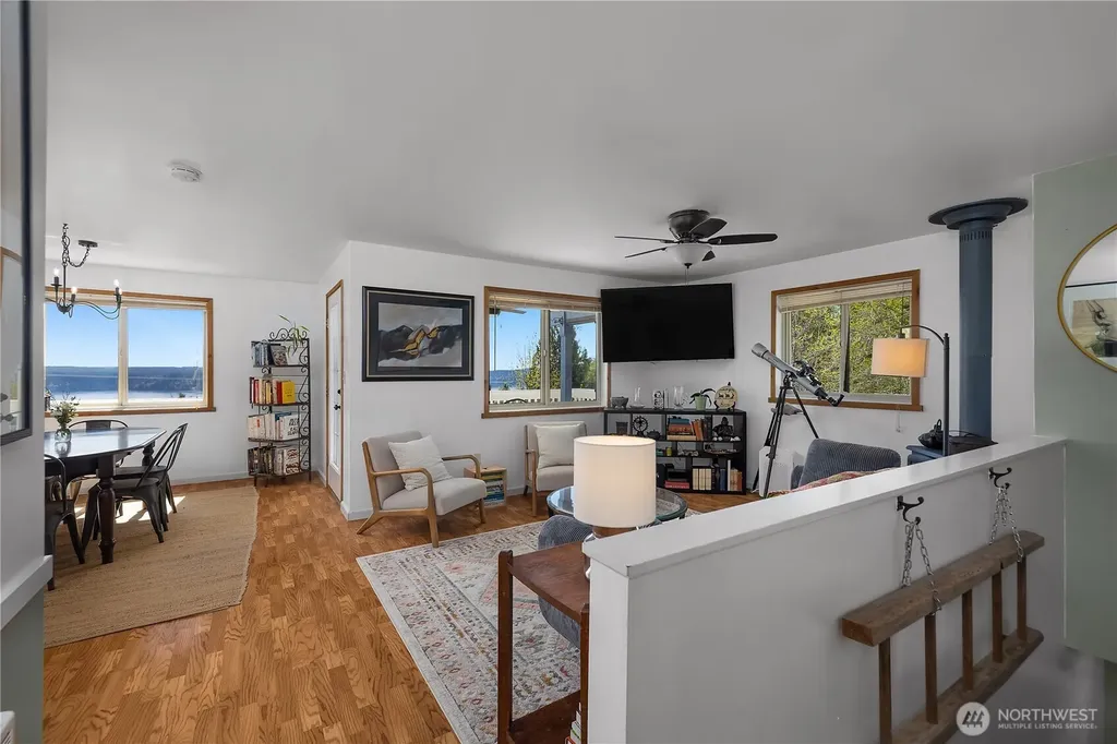 835 Pollock Drive Brinnon WA 98320