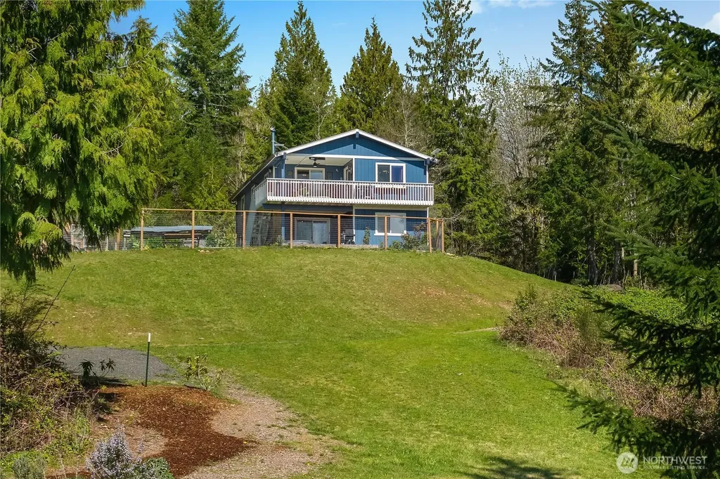 835 Pollock Drive Brinnon WA 98320