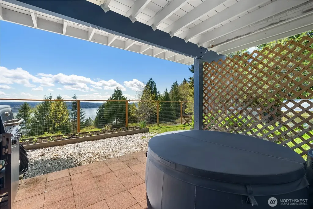 835 Pollock Drive Brinnon WA 98320