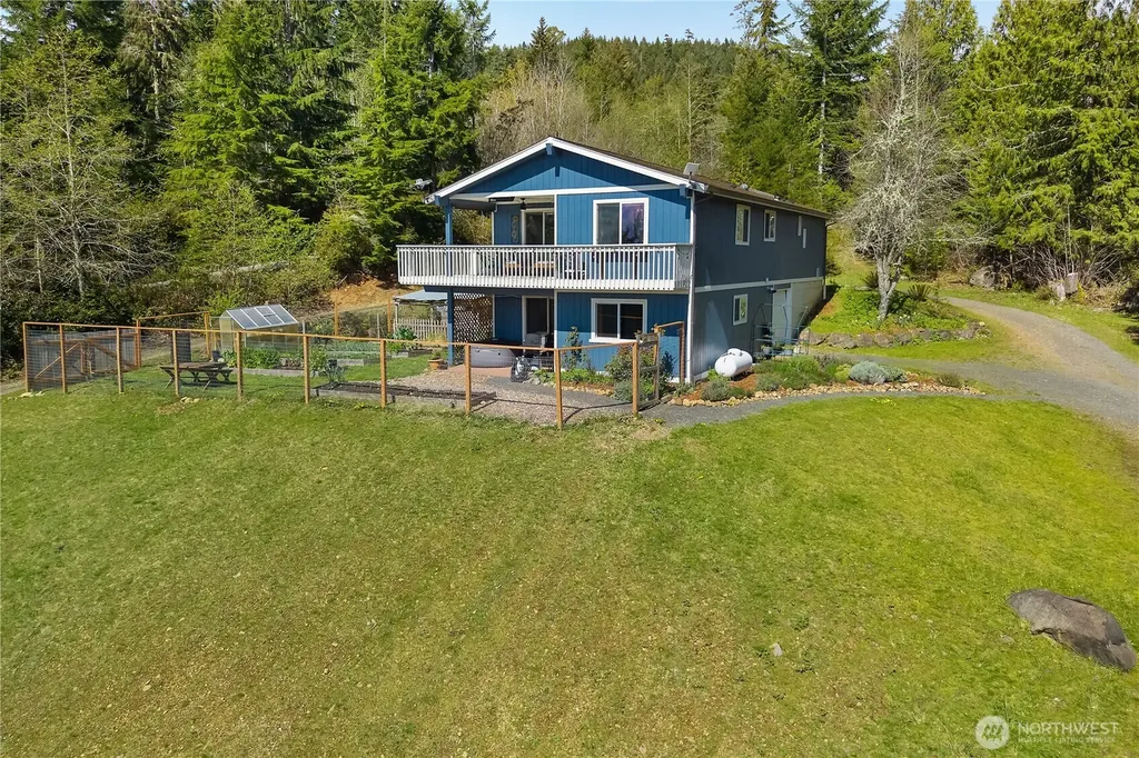 835 Pollock Drive Brinnon WA 98320