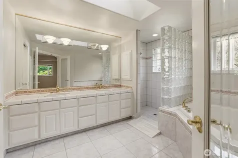8957 188th Street SW Edmonds WA 98026