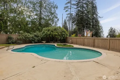 8957 188th Street SW Edmonds WA 98026