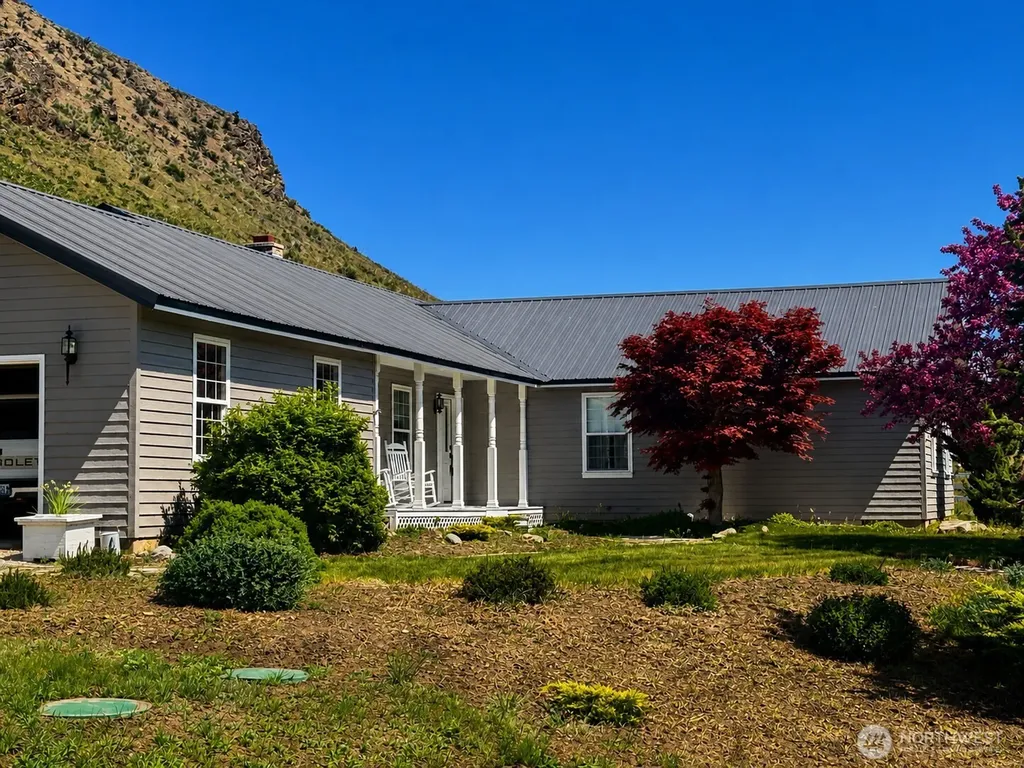 492 Pine Creek Road Tonasket WA 98855